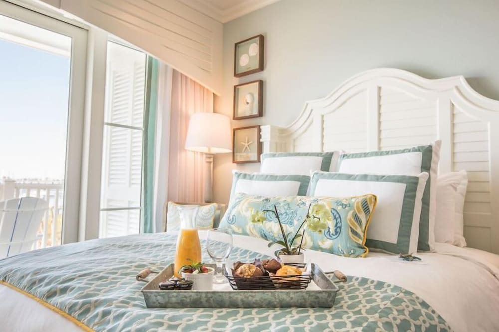 Фото The Beach Club at Charleston Harbor Resort and Marina