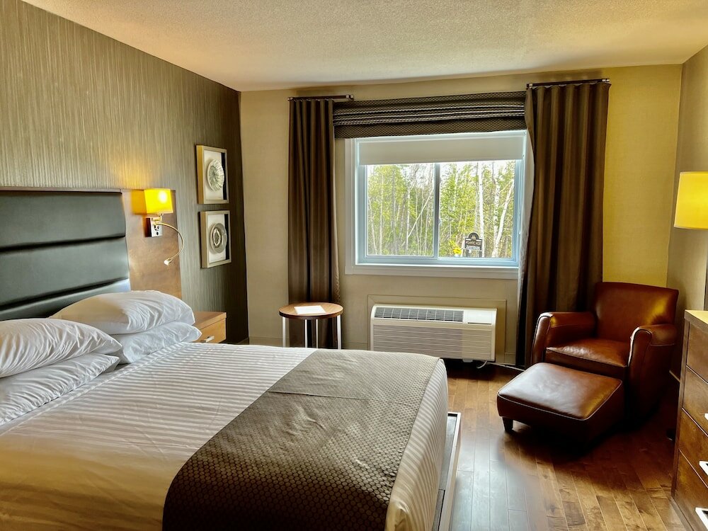 Фото Atlantic Host Hotel