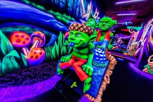 Внешний вид отеля Fantasyland Hotel в Эдмонтоне, фото 5