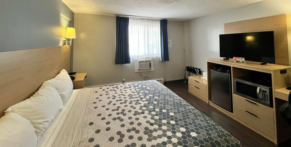 Фото Econo Lodge Motel Village