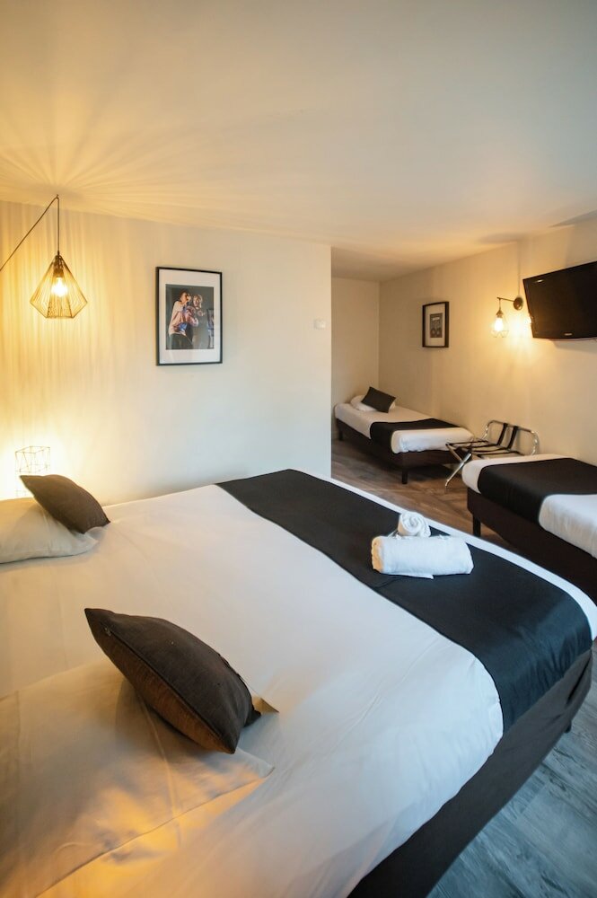 Фото Logis Hotel Restaurant des Acacias Lille Tourcoing