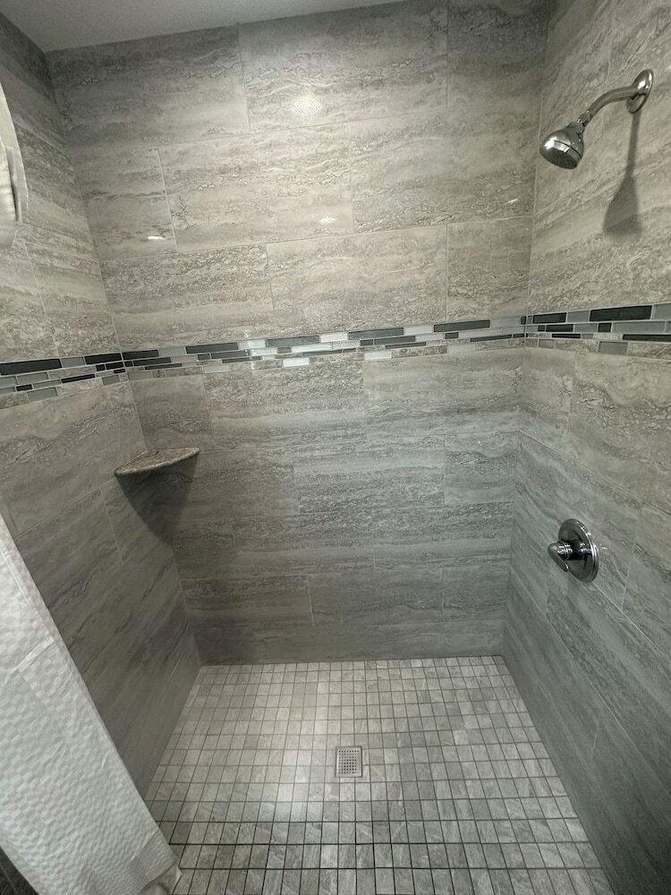 Фото Town and Country Inn