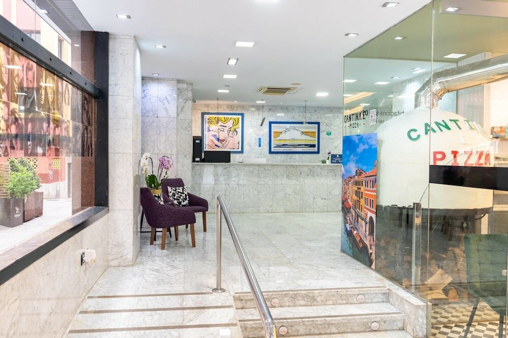 Фото City House Pathos