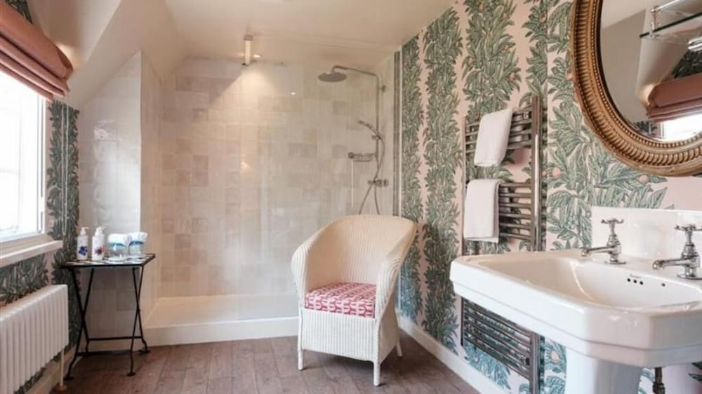 Фото Bay Tree Hotel