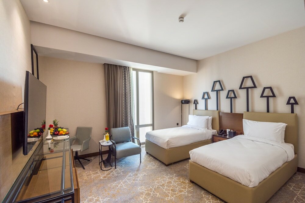Фото Grand Plaza Hotel