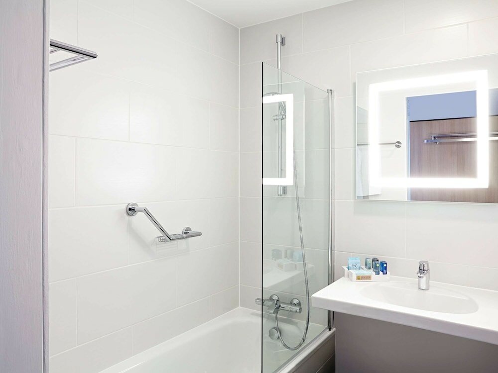 Фото Novotel London Wembley