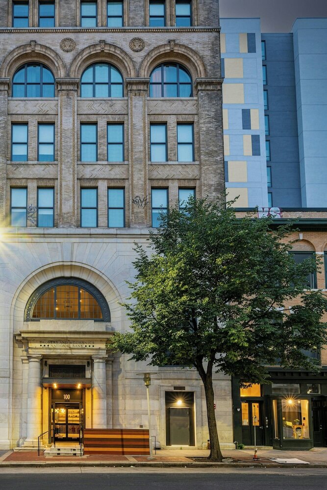 Фото SpringHill Suites by Marriott Baltimore Downtown Convention Center Area