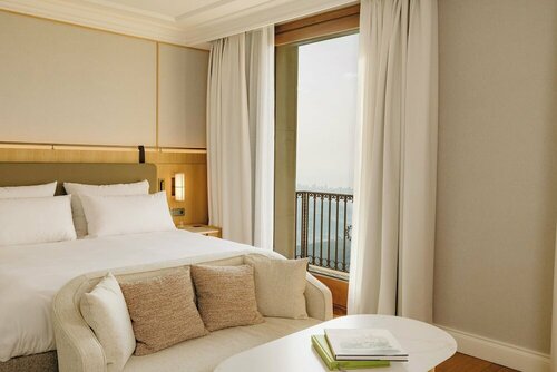 Гостиница Gran Hotel La Florida в Сант-Кугате-дель-Вальесе