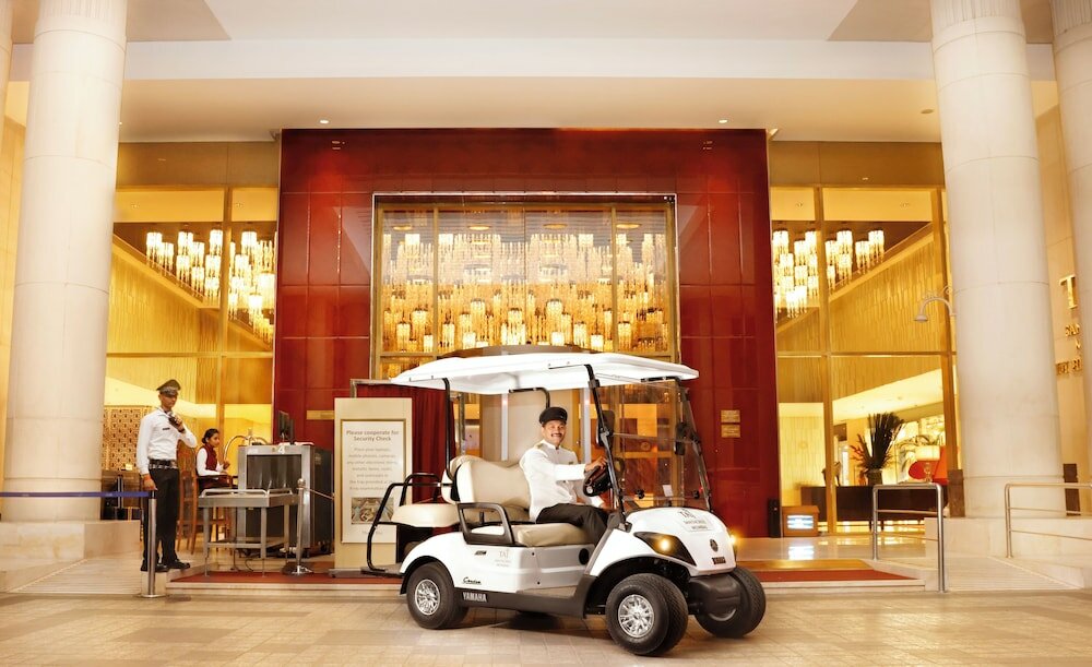 Фото Taj Santacruz