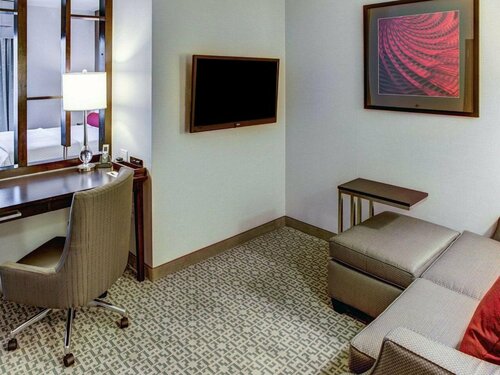 Гостиница Cambria Hotel White Plains - Downtown в Уайт Плейнс