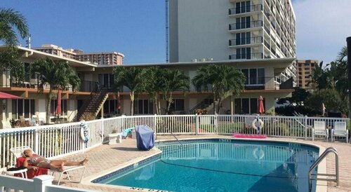 Гостиница Aqua Mar Condos в Помпано Бич