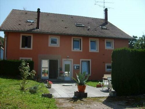 Гостиница Mamyvonne Vacances в Сене-Дье-де-Во