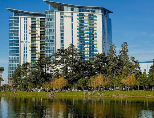 Гостиница MiraMar Luxury Residences в Батуми