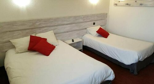 Гостиница Hôtel Les Ecrins в Лез-Оре