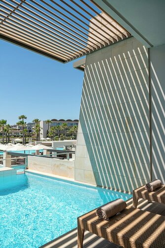 Гостиница Avra Imperial Hotel в Колимвари
