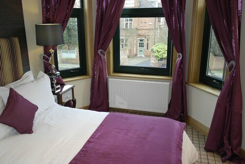 Гостиница Newcastle Jesmond Hotel в Ньюкасле-апон-Тайн