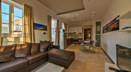 Гостиница Tritoni harbour suites в Валлетте