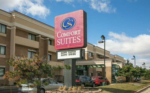 Гостиница Comfort Suites Oakbrook Terrace near Oakbrook Center в Элмхерсте