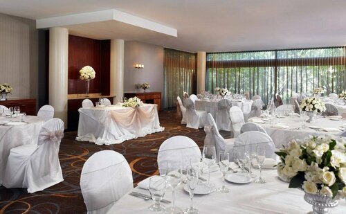 Гостиница Sheraton Ontario Airport Hotel в Фонтане