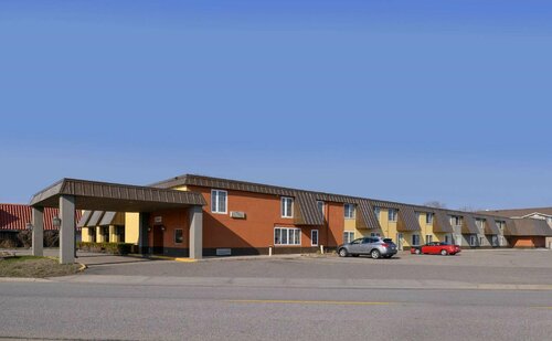 Гостиница Americas Best Value Inn & Suites St. Cloud в Сент-Клауд