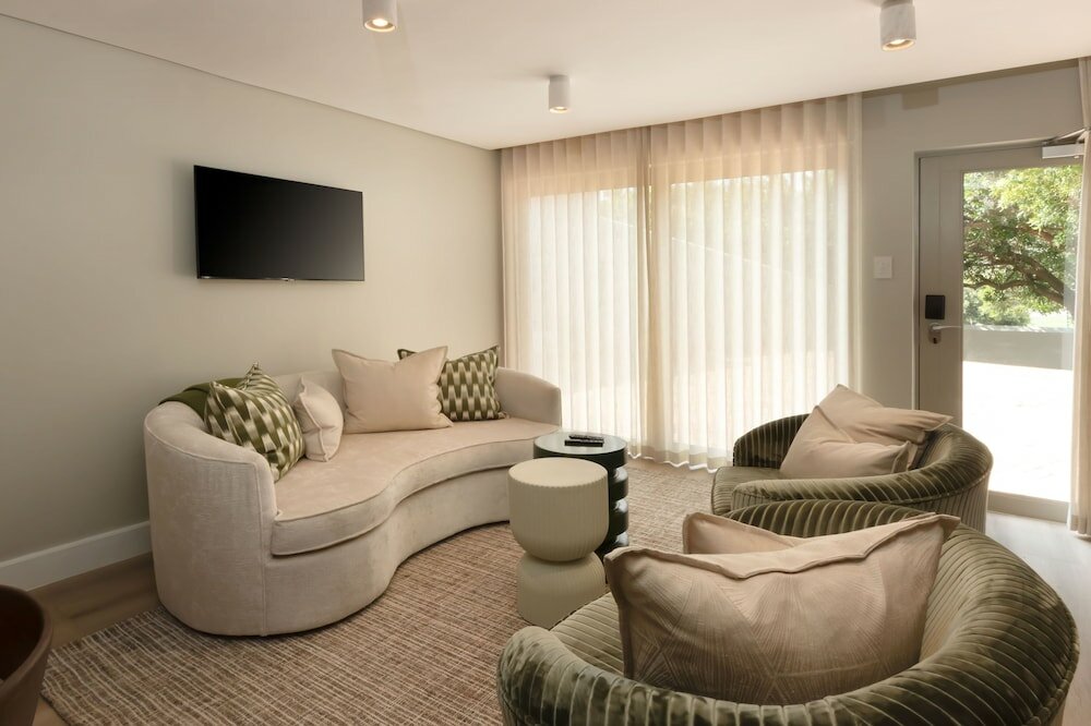 Фото Views Boutique Hotel & SPA