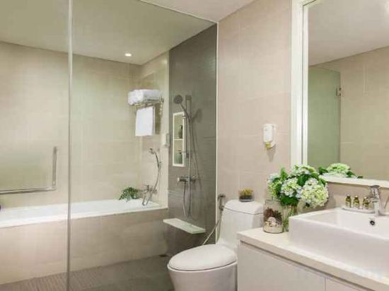 Фото Апарт-отель Somerset Vista Ho Chi Minh City