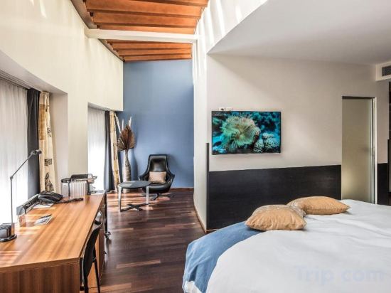 Фото Central Plaza Zurich