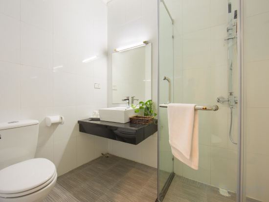 Фото Spoon Hotel