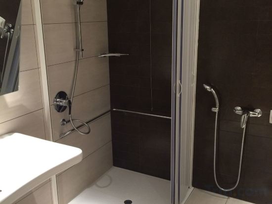 Фото Rmh Modena Des Arts