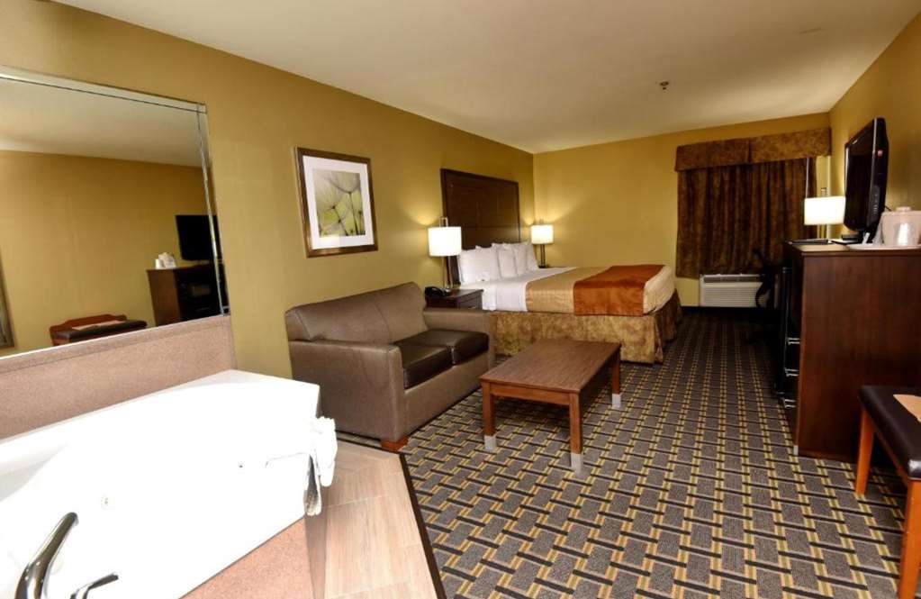 Фото Best Western Zachary Inn