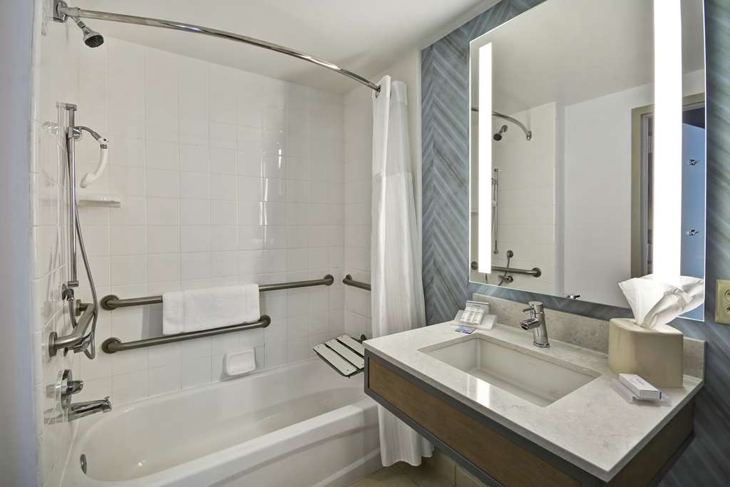 Фото Hilton Garden Inn Panama City