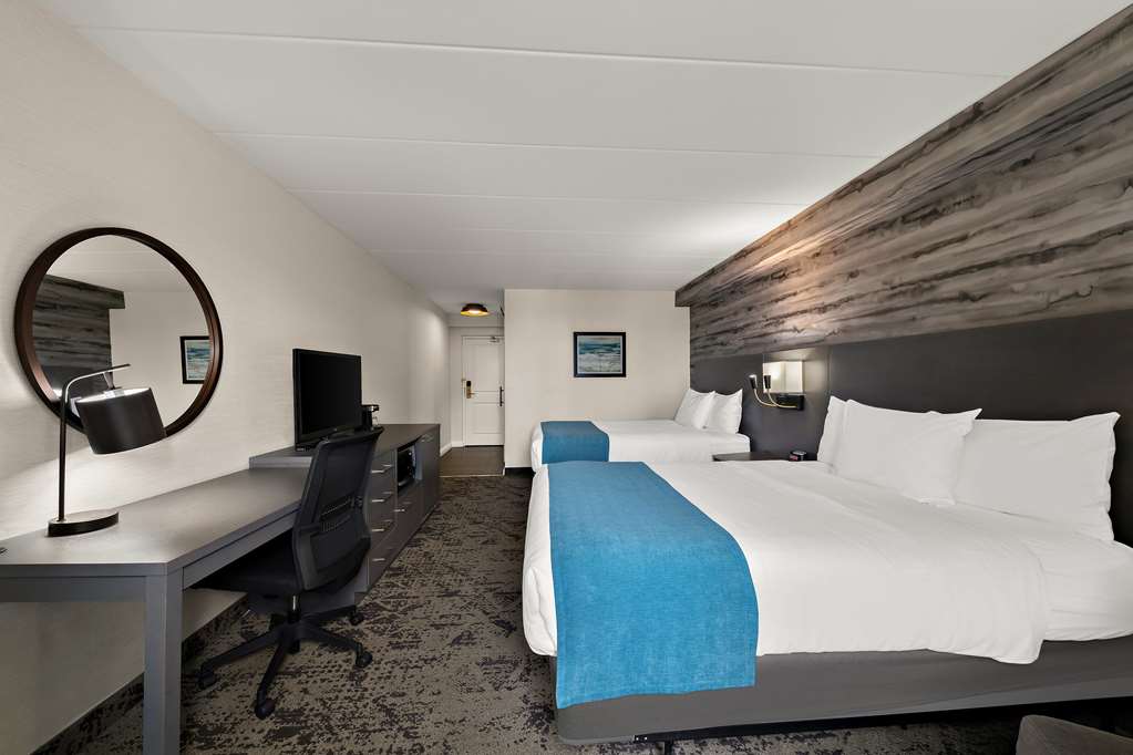 Фото Best Western Parkway Hotel Toronto North