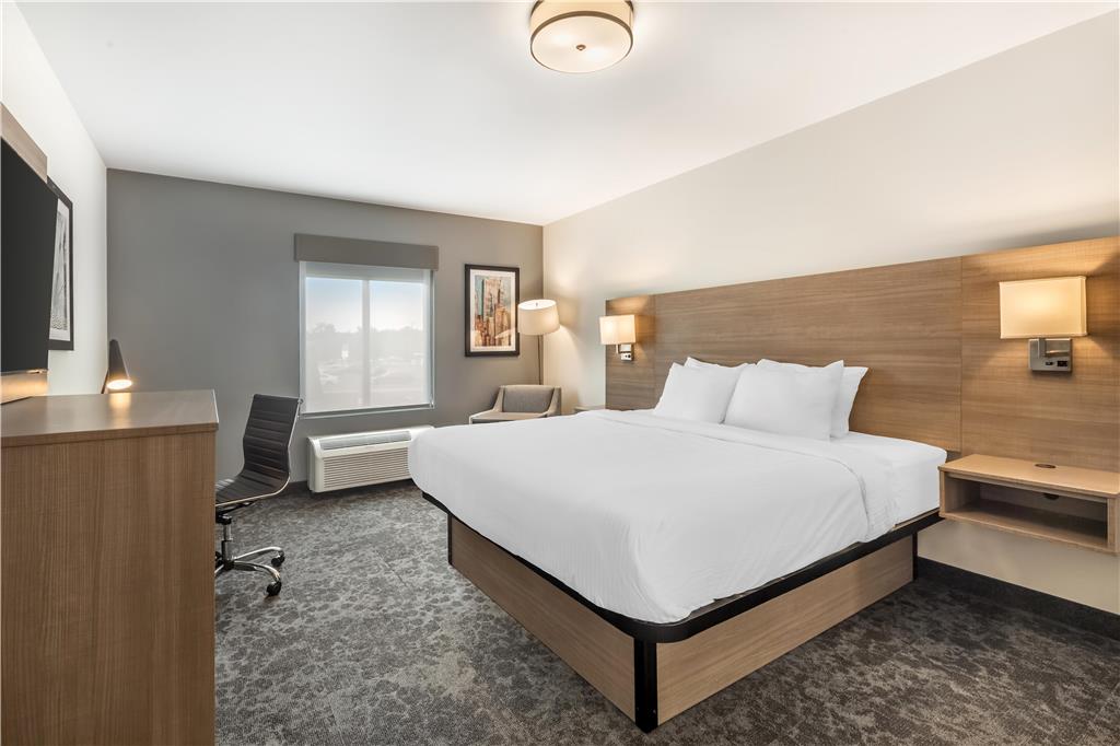 Фото Manchester Inn and Suites