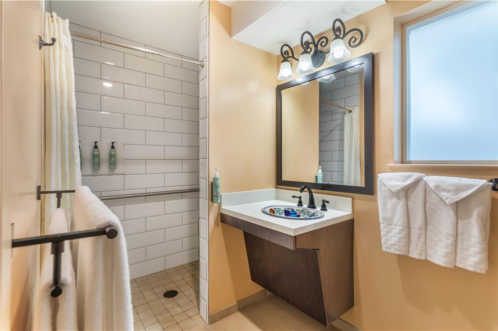 Фото Best Western Rose Garden Inn
