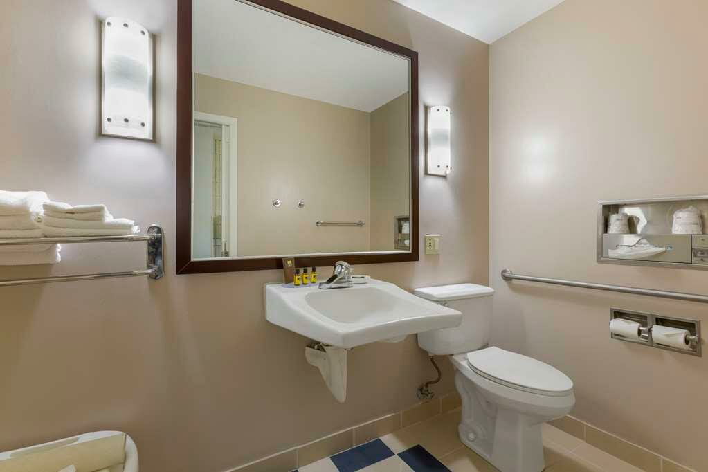 Фото Best Western Plus University Inn