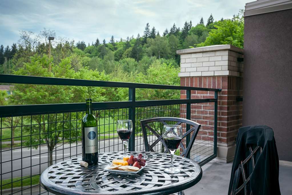 Фото Hilton Garden Inn Seattle/Issaquah