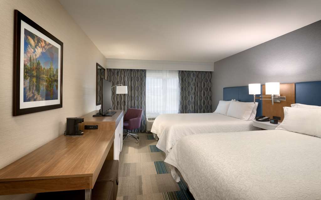 Фото Hampton Inn & Suites Pocatello