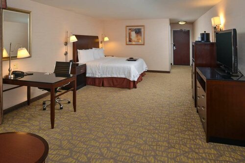 Гостиница Hampton Inn & Suites Tacoma-Mall в Такоме