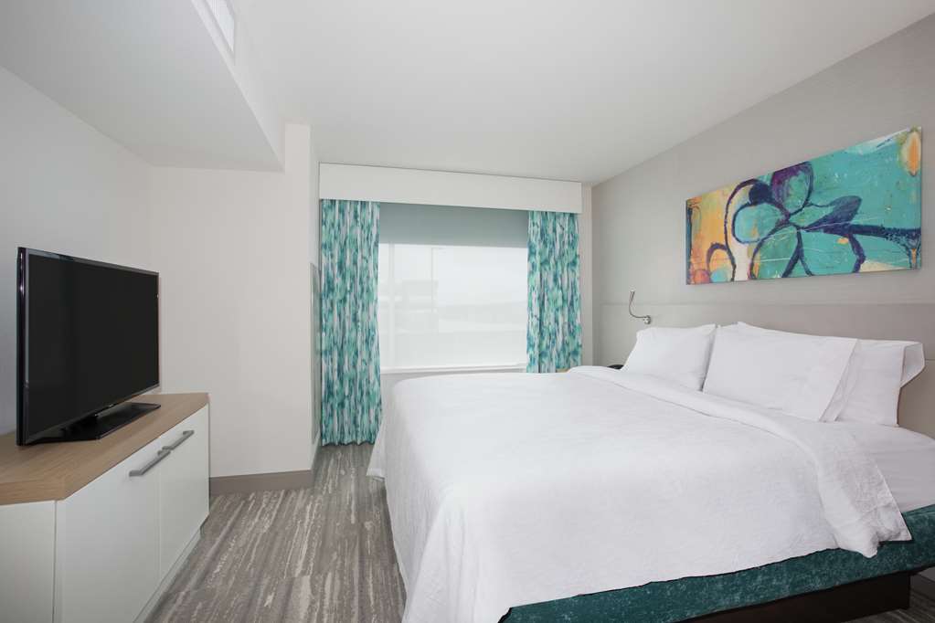 Фото Hilton Garden Inn Omaha Aksarben Village