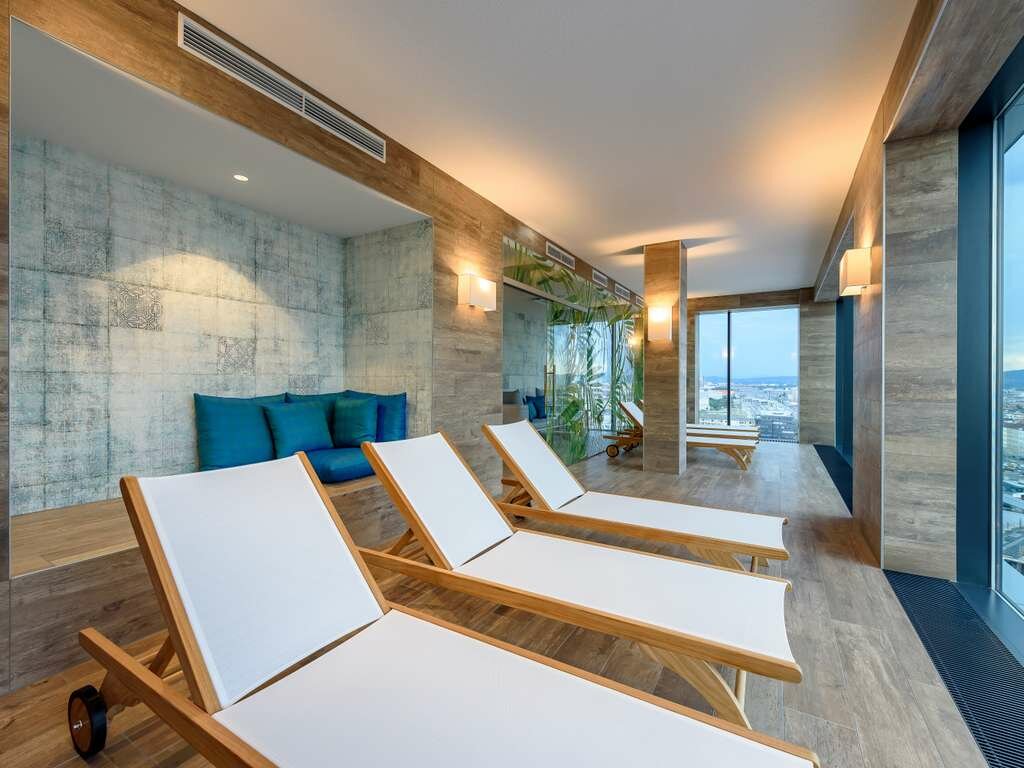 Фото Novotel Wien Hauptbahnhof