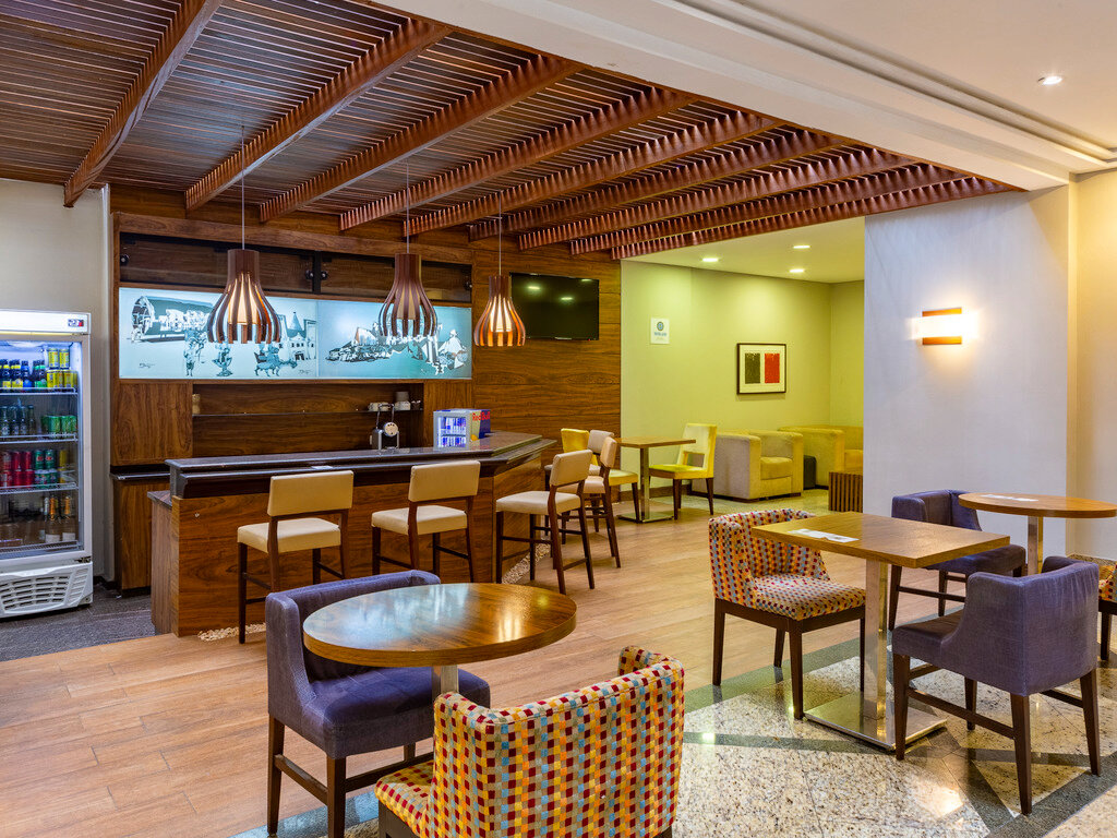Фото Mercure Curitiba Golden Hotel