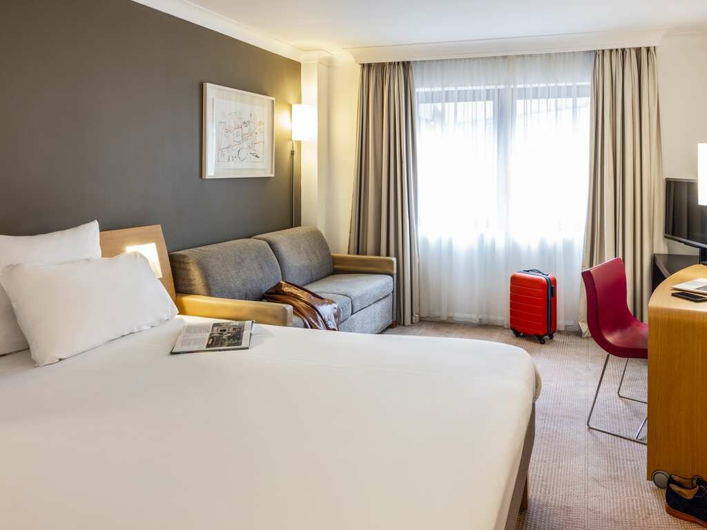 Фото Novotel Bristol Centre
