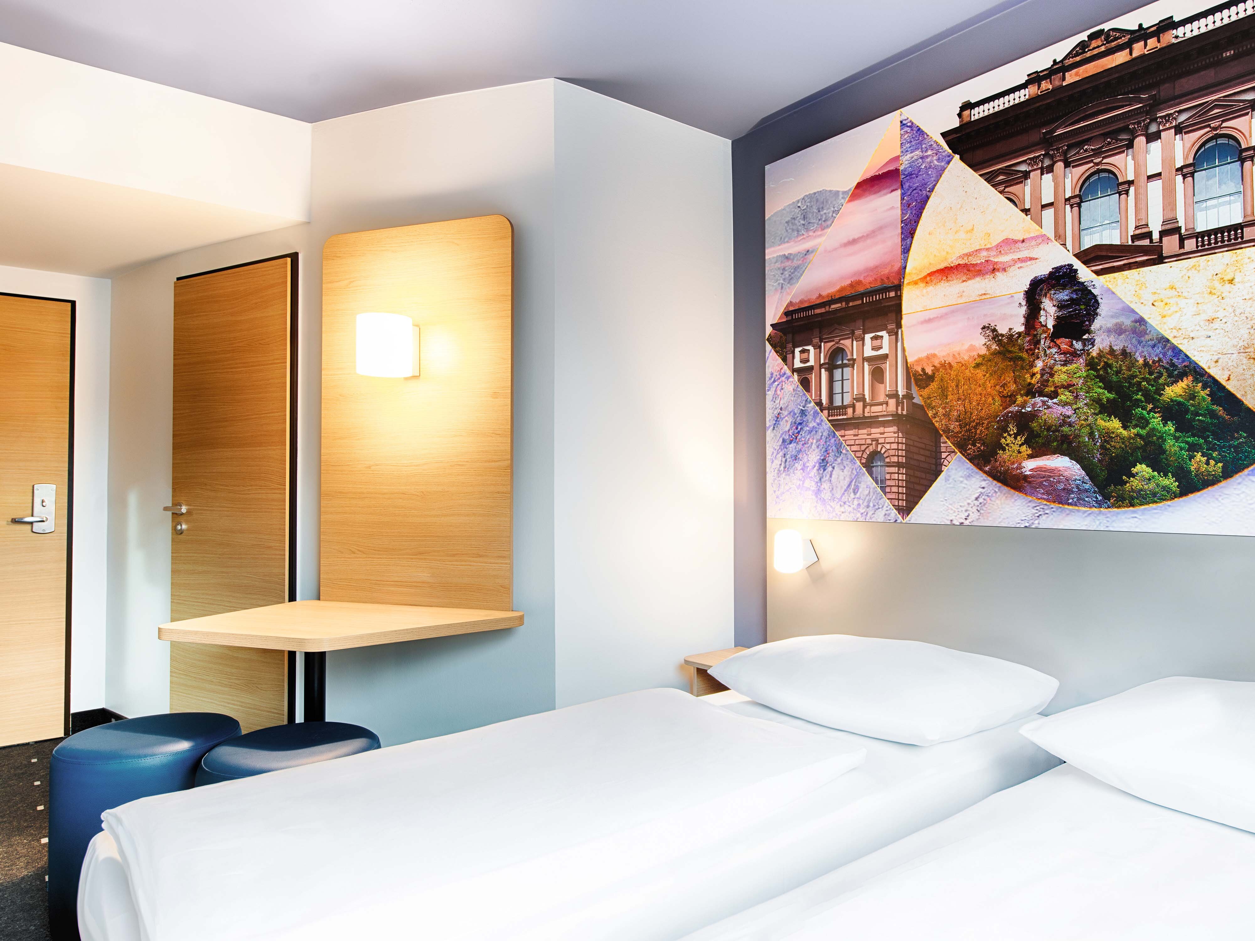 Фото B&b Hotel Kaiserslautern