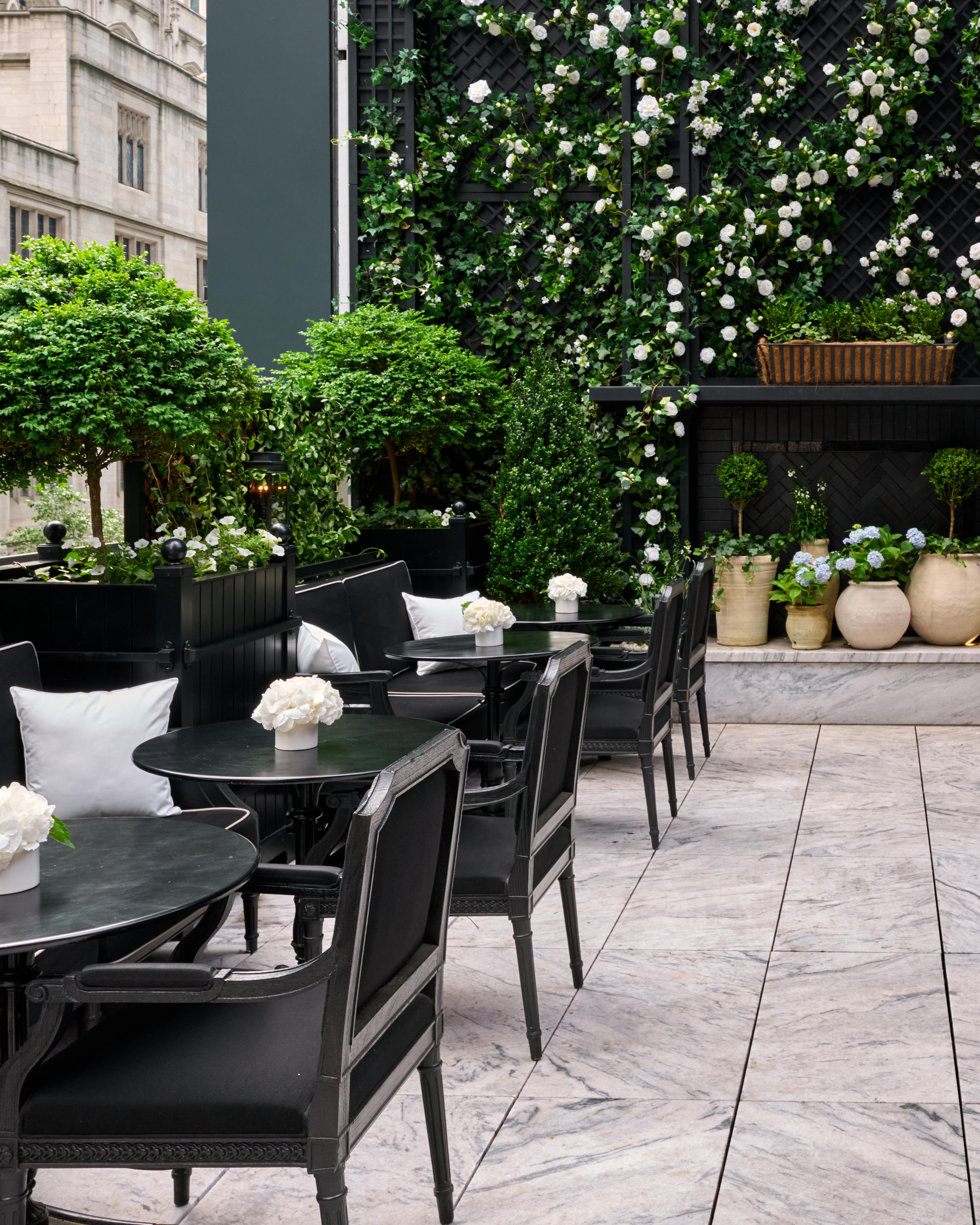 Фото Baccarat Hotel and Residences New York