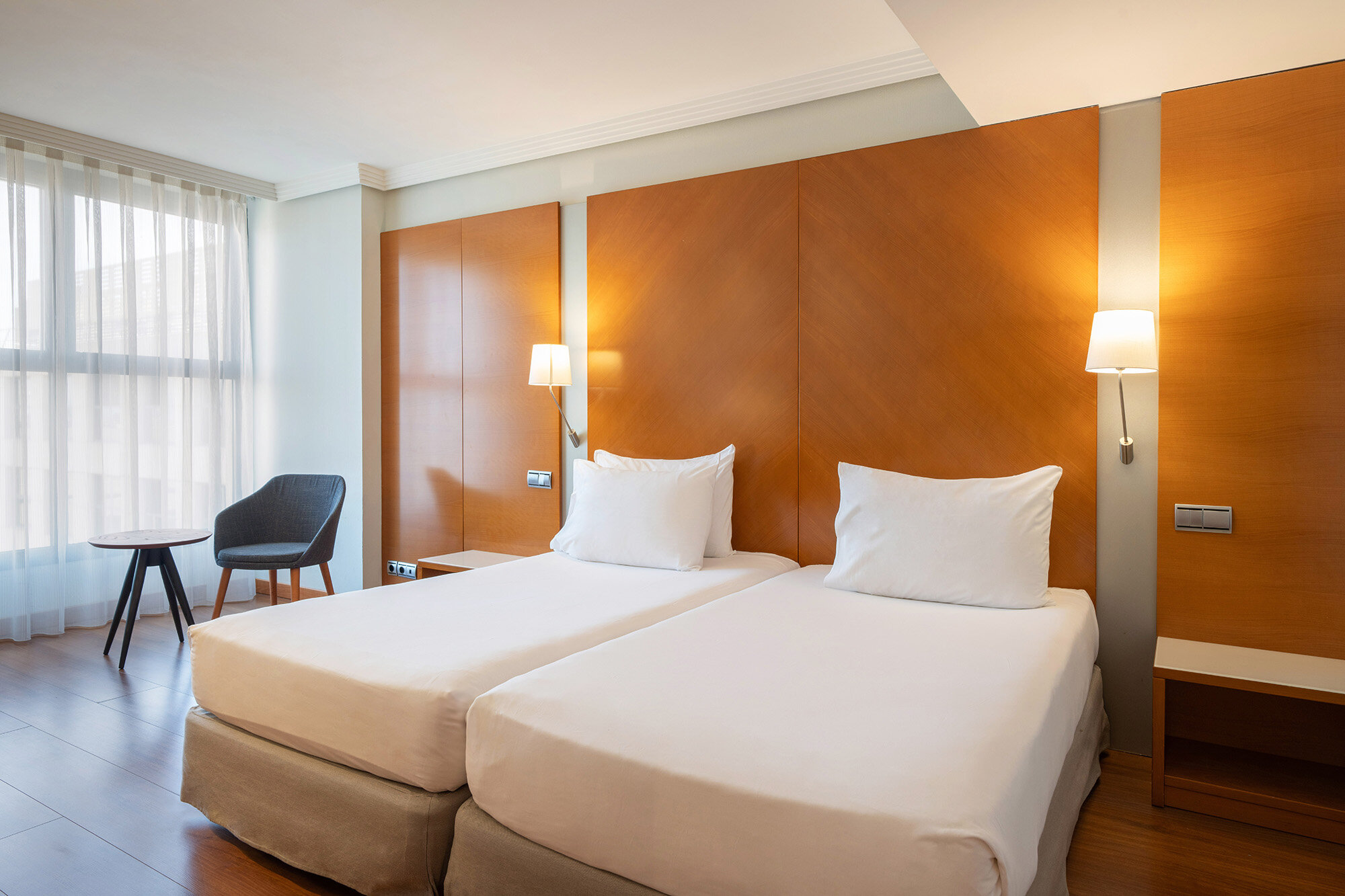 Фото Hotel Exe Plaza
