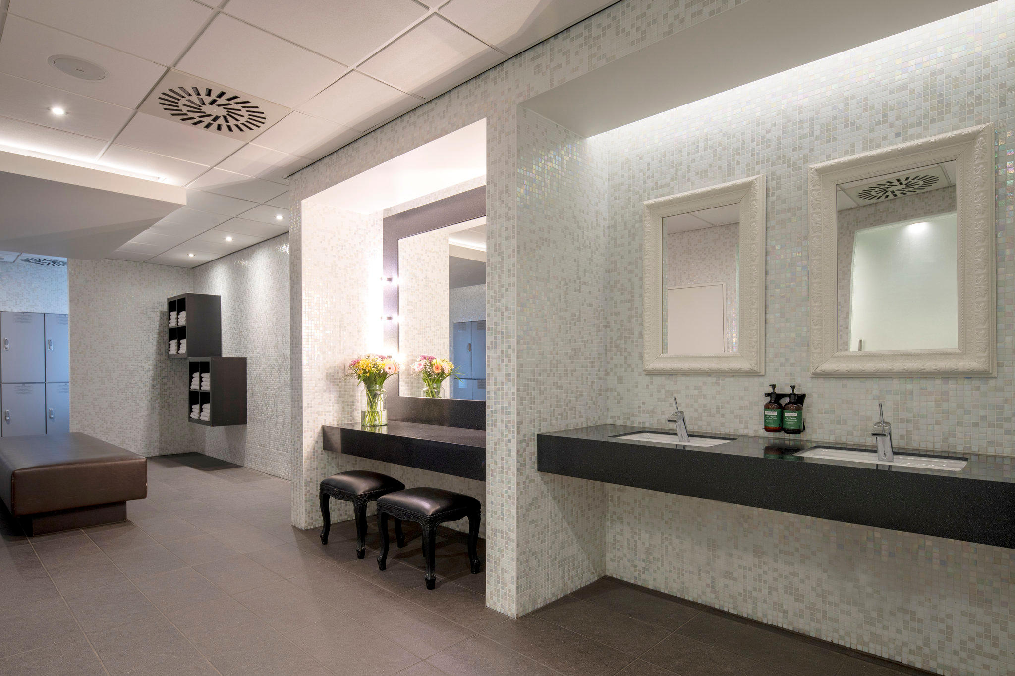 Фото Crowne Plaza Antwerpen by IHG