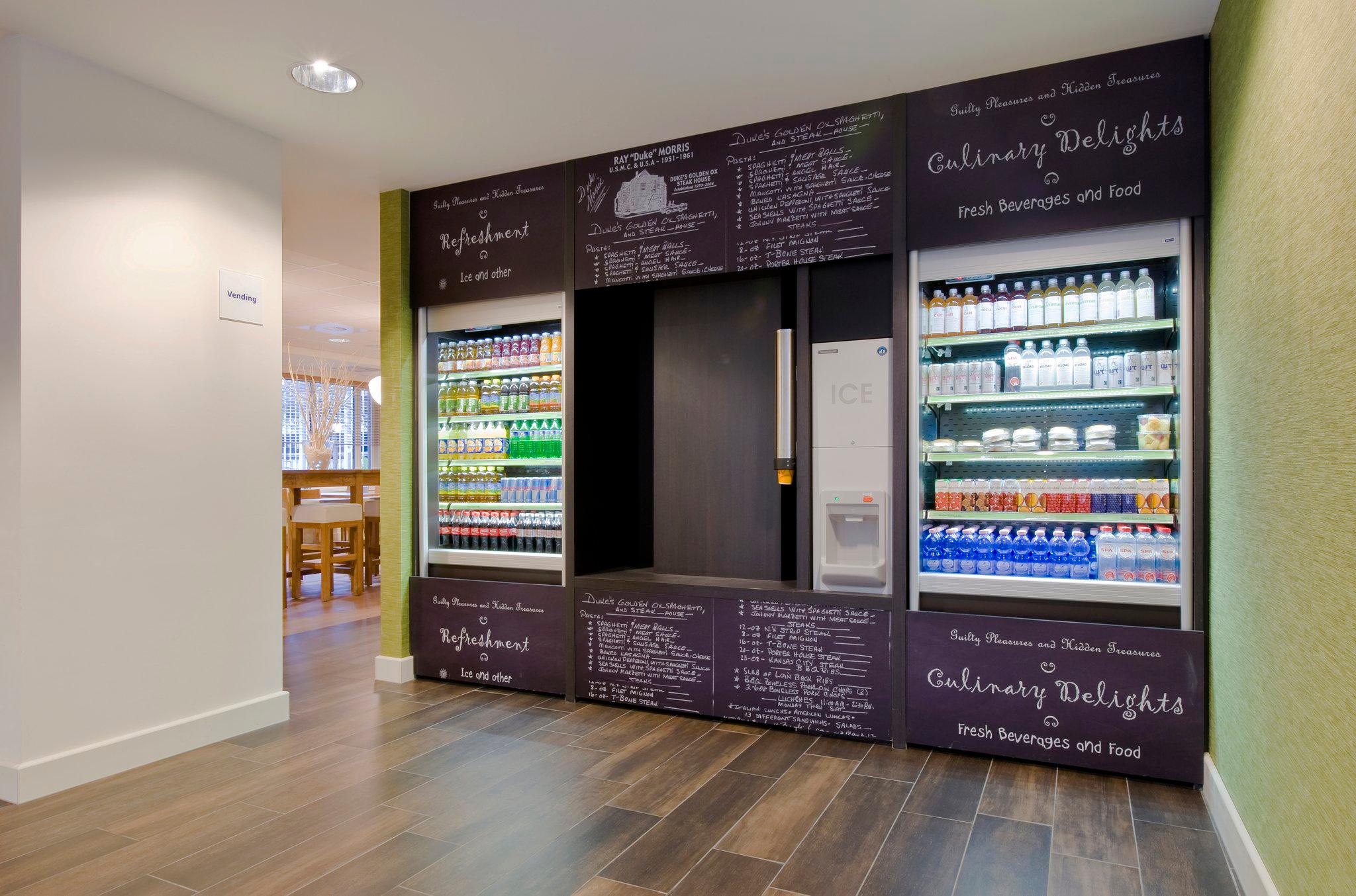 Фото Holiday Inn Express Amsterdam - Schiphol, an Ihg Hotel