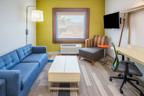 Гостиница Holiday Inn Express & Suites Pahrump, an Ihg Hotel в Парампе