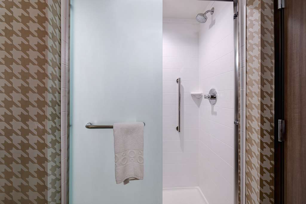 Фото Home2 Suites by Hilton Dekalb