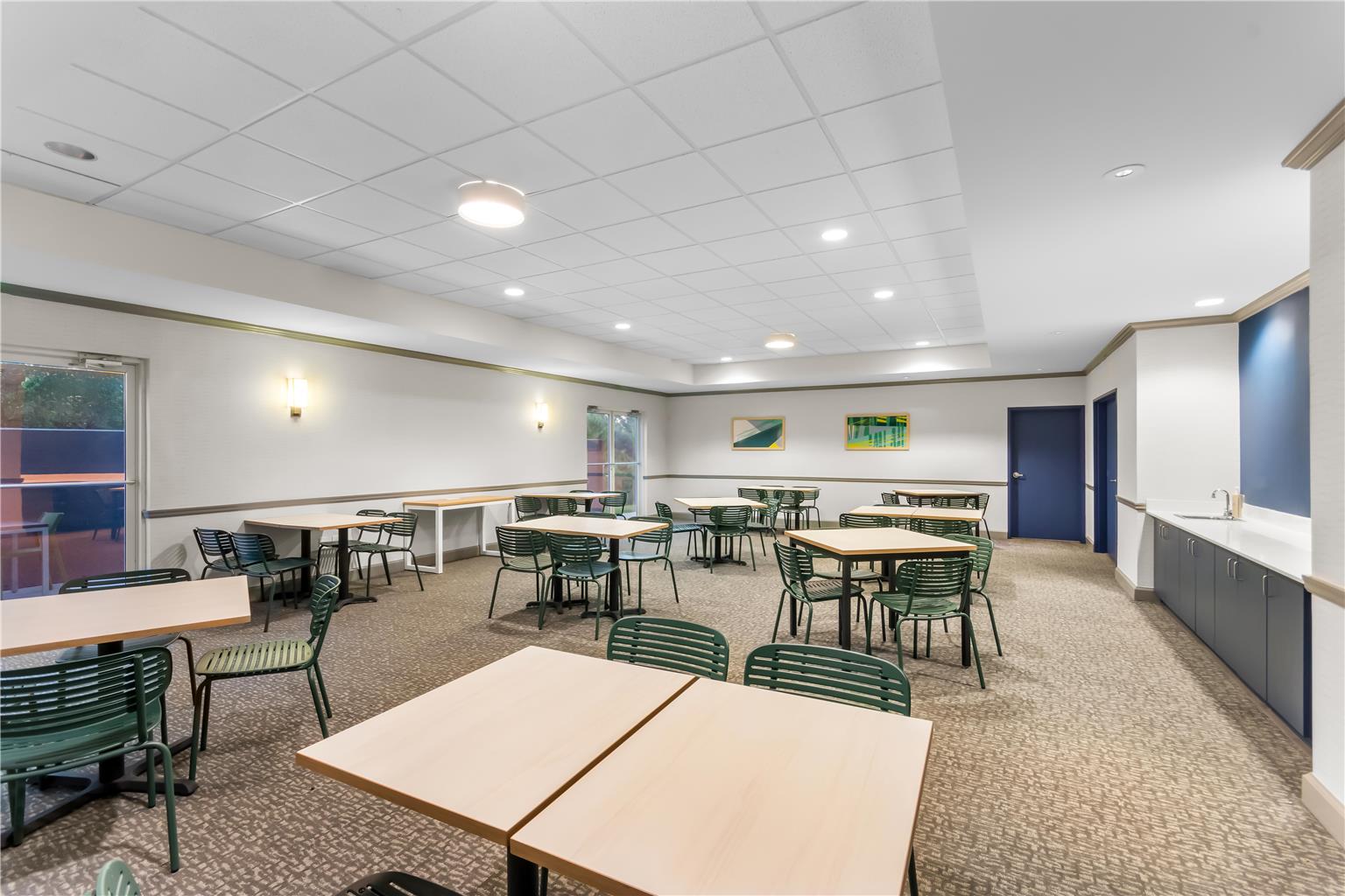 Фото Comfort Inn & Suites Dothan East